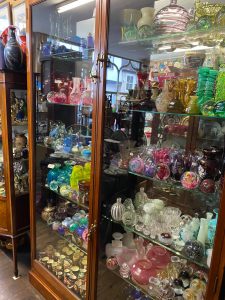 Further fine glassware on display
